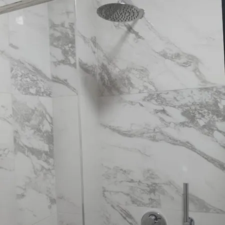 Sb Sea View شقة *